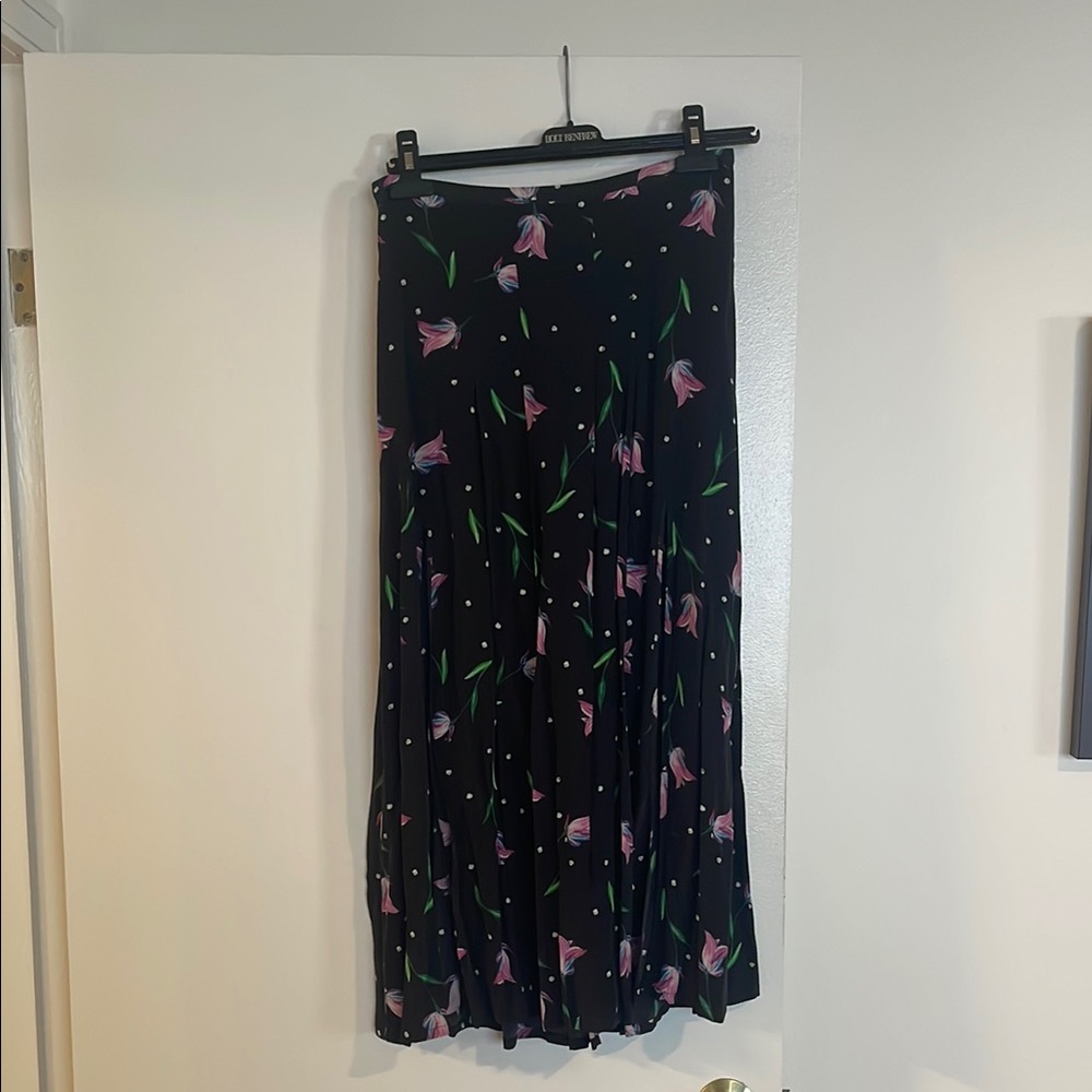 Rixo Black midi Skirt with Pink Floral Design 100% silk